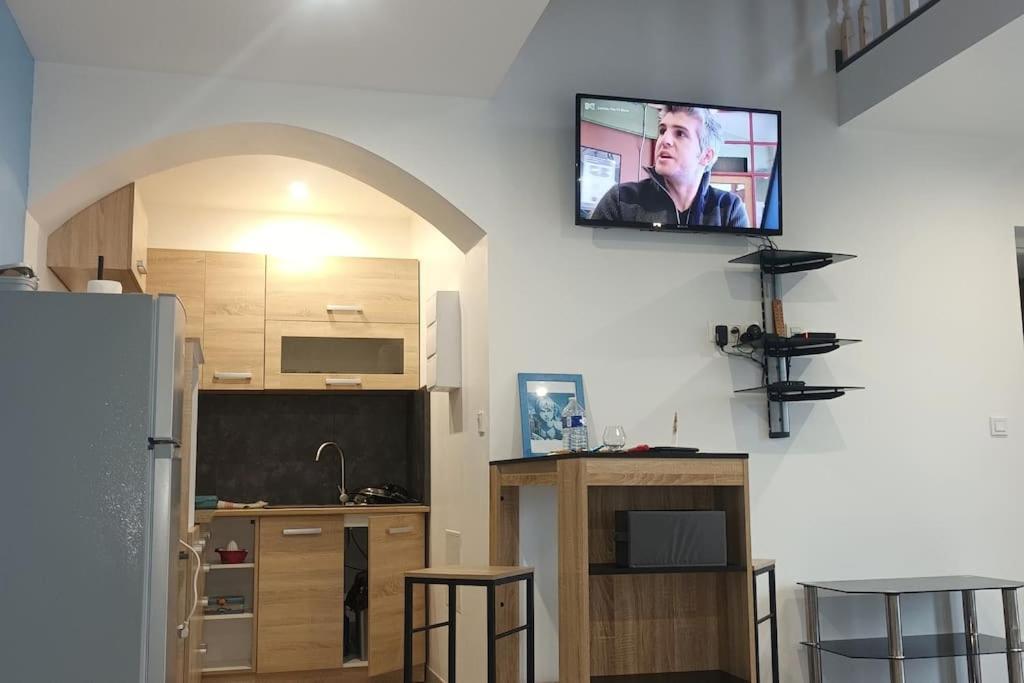 생캉탱 Loft Entier, Calme, Fibre Et Wifi 아파트 외부 사진